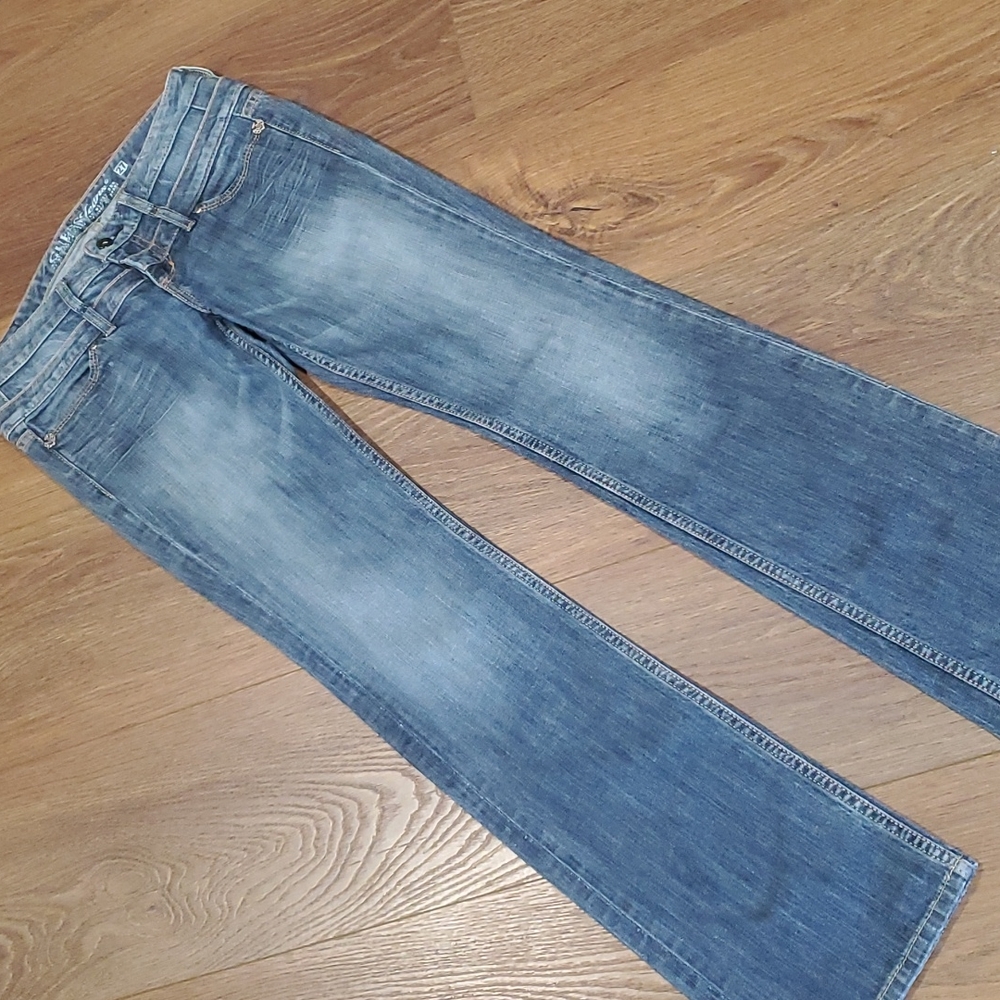 🔥Guess Low Rise Boot Cut Jeans